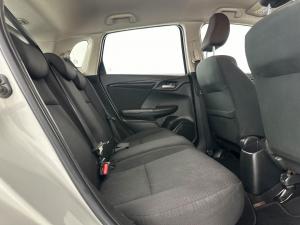 Honda WR-V 1.2 Comfort - Image 10