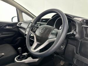 Honda WR-V 1.2 Comfort - Image 12