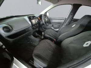 Renault Kwid 1.0 Dynamique 5-Door - Image 3