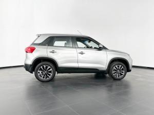 Toyota Urban Cruiser 1.5XR automatic - Image 5
