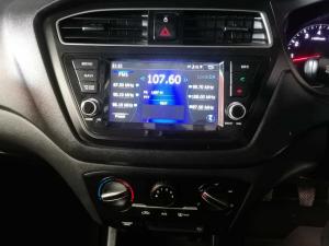 Hyundai i20 1.2 Motion - Image 17