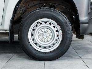 Mitsubishi Triton 2.4DI-D single cab GL - Image 2