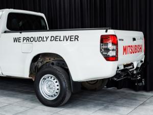 Mitsubishi Triton 2.4DI-D single cab GL - Image 7