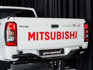 Mitsubishi Triton 2.4DI-D single cab GL - Image 8
