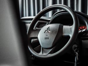 Mitsubishi Triton 2.4DI-D single cab GL - Image 9