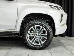 Mitsubishi Triton 2.4DI-D double cab 4x4 auto - Image 21