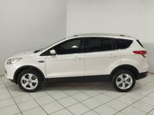 Ford Kuga 1.5T Ambiente auto - Image 3