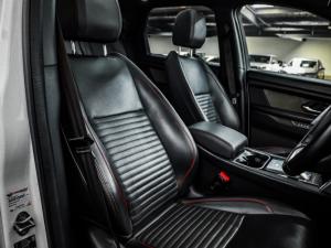 Land Rover Discovery Sport D180 R-Dynamic SE - Image 12