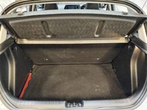 Hyundai i20 1.2 Motion - Image 11