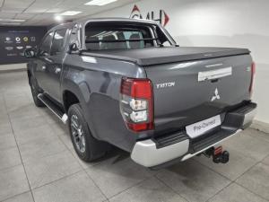 Mitsubishi Triton 2.4DI-D double cab auto - Image 3