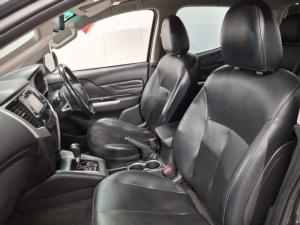 Mitsubishi Triton 2.4DI-D double cab auto - Image 7