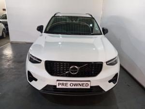 Volvo XC40 B4 Plus Dark - Image 2
