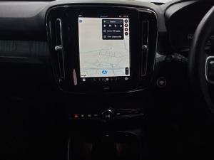 Volvo XC40 B4 Plus Dark - Image 5