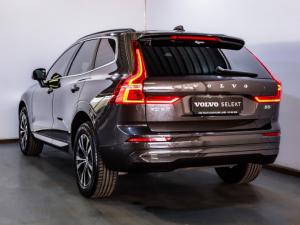 Volvo XC60 B5 AWD Essential - Image 7