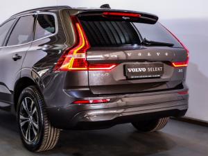 Volvo XC60 B5 AWD Essential - Image 9