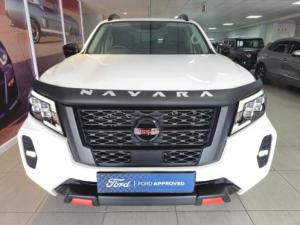 Nissan Navara 2.5DDTi double cab LE Plus 4x4 - Image 2