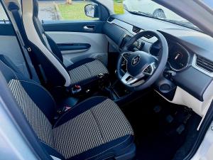 Renault Triber 1.0 Intens auto - Image 12