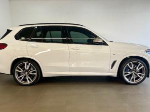BMW X5 M50d - Image 4