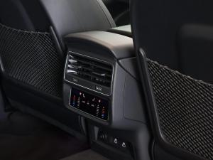 Audi Q8 55TFSI quattro Black Edition - Image 27