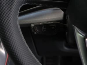 Audi Q8 55TFSI quattro Black Edition - Image 30