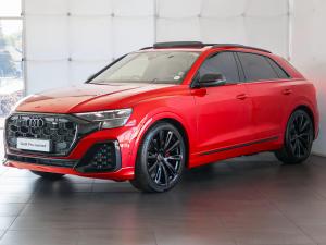 Audi Q8 55TFSI quattro Black Edition - Image 4