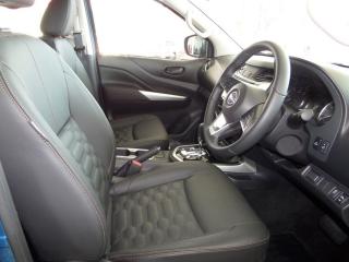 Nissan Navara 2.5DDTi double cab LE Plus