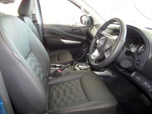 Nissan Navara 2.5DDTi double cab LE Plus - Image 12