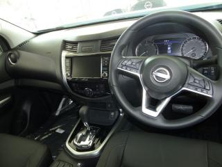 Nissan Navara 2.5DDTi double cab LE Plus