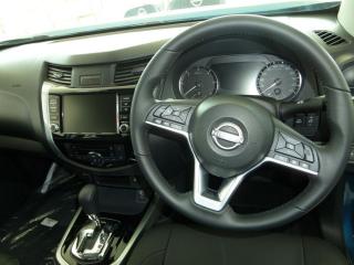 Nissan Navara 2.5DDTi double cab LE Plus