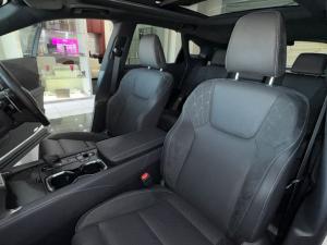 Lexus RX 450h+ - Image 12