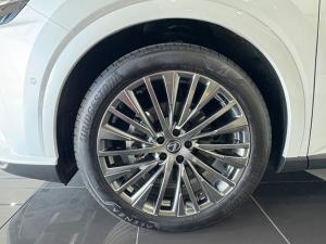 Lexus RX 450h+ - Image 13