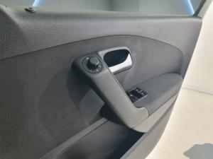 Volkswagen Polo 1.4 Comfortline - Image 16