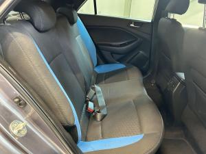 Hyundai i20 Active 1.4 Fluid - Image 15