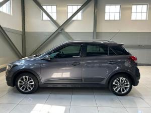 Hyundai i20 Active 1.4 Fluid - Image 8