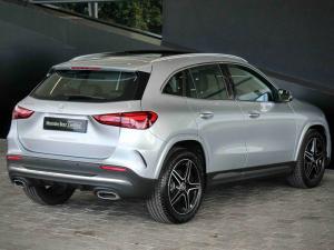 Mercedes-Benz GLA GLA200d Progressive - Image 8