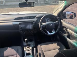 Toyota Hilux 2.4GD-6 double cab Raider auto - Image 6
