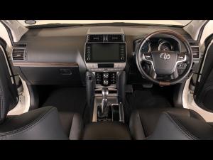 Toyota Land Cruiser Prado 2.8GD VX-L - Image 6