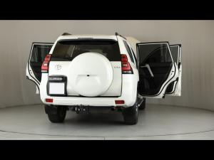 Toyota Land Cruiser Prado 2.8GD VX-L - Image 9