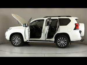 Toyota Land Cruiser Prado 2.8GD VX-L - Image 11