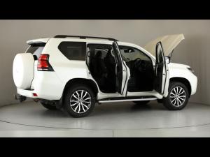 Toyota Land Cruiser Prado 2.8GD VX-L - Image 16