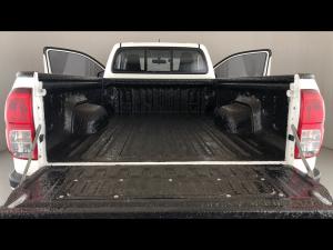 Toyota Hilux 2.4GD-6 single cab 4x4 Raider manual - Image 18