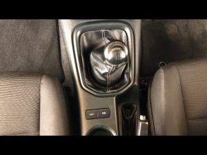 Toyota Hilux 2.4GD-6 single cab 4x4 Raider manual - Image 28
