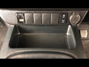 Toyota Hilux 2.4GD-6 single cab 4x4 Raider manual - Image 29