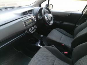 Toyota Yaris 5-door 1.0 XS - Image 7