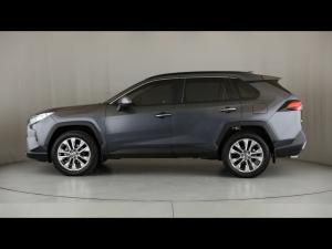 Toyota RAV4 2.0 VX - Image 17