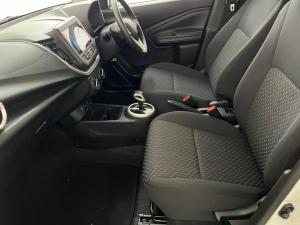 Toyota Vitz 1.0 XR manual - Image 7