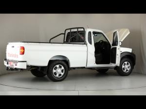 Mahindra Pik Up 2.2CRDe single cab S4 (aircon) - Image 16