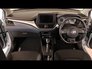 Toyota Starlet 1.5 XS auto - Image 6