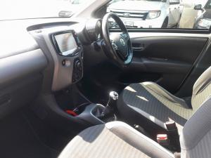 Toyota Aygo 1.0 X-Cite - Image 7