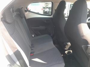 Toyota Aygo 1.0 X-Cite - Image 16